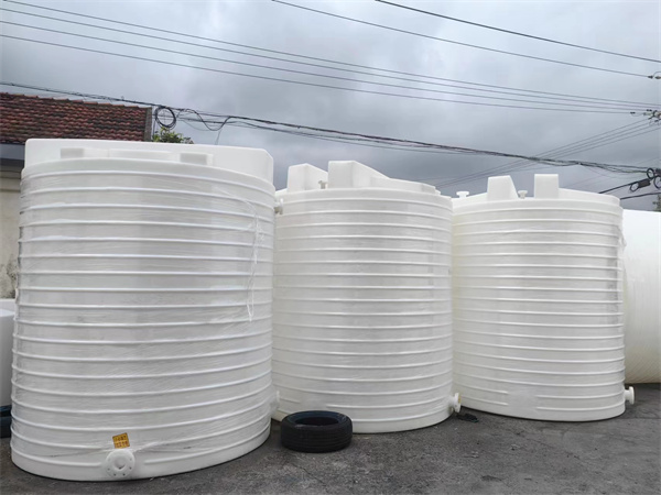 環(huán)保塑料加藥箱容器生產廠家