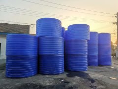 多規(guī)格塑料儲罐藍色噸桶供應(yīng)商